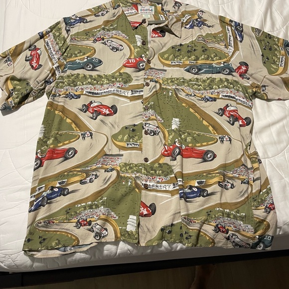 Reyn Spooner Racing Print Casual Shirt - Green, Red, Blue - Picture 1 of 2